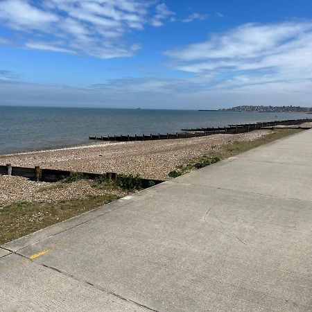 Lovely Static Caravan Whitstable Εξωτερικό φωτογραφία